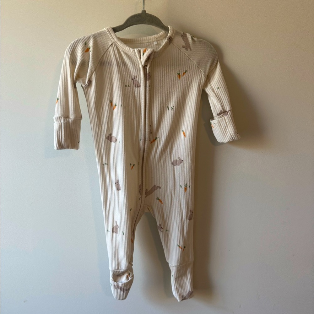 Brave Little Ones Bunny Zip Romper
Size 0-3